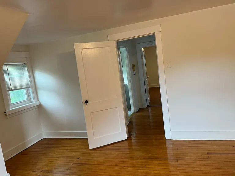 5737 5th Ave #3 — Photo 6