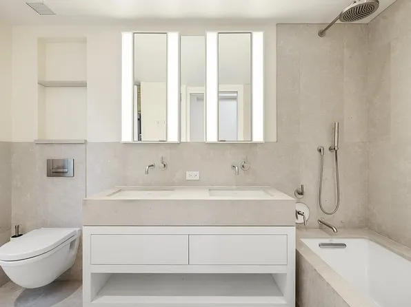 404 Park Avenue South image 9 of 18