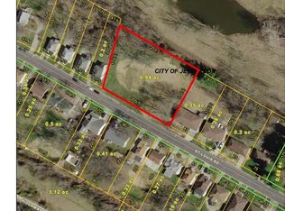 2439 Saint Louis Rd, Jefferson City, MO 65101