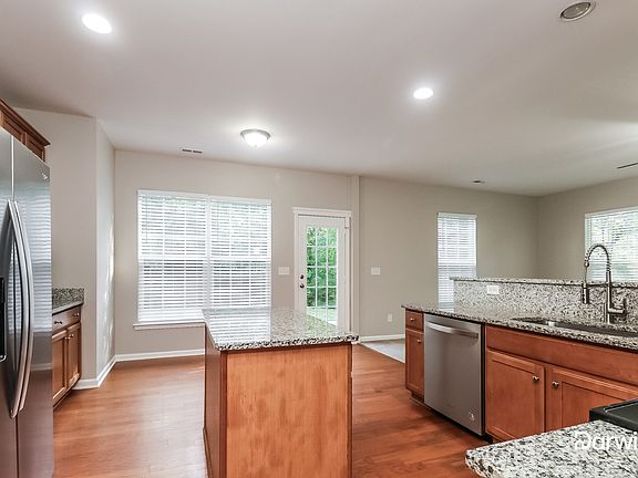 4th image of 10762 Big Bear Dr