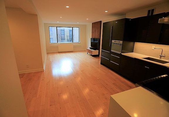 2nd image of 44 E 12th St APT 6D