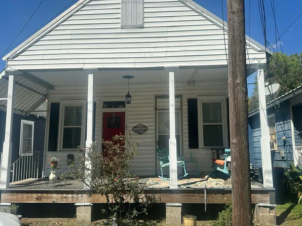 57742 Plaquemine St, Plaquemine, LA 70764