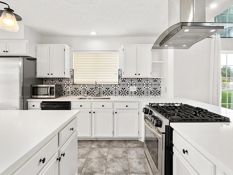 12701 Tantara Dr — Photo 8