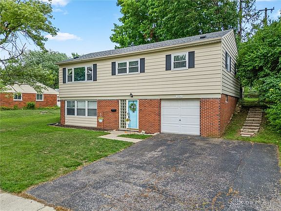 2nd image of 2904 Shively Ct