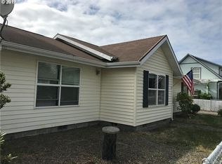 309 Sid Snyder Dr E, Long Beach, WA 98631