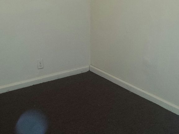 5th image of 221 Howard Ave APT 1L