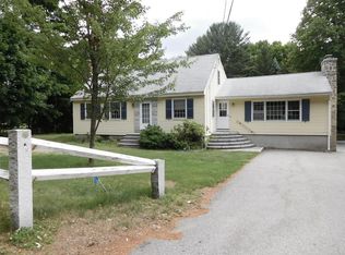 24 Nabnasset St, Westford, MA 01886