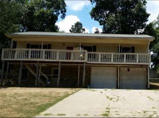 53 Twin Lakes Rd, Winder, GA 30680