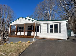 1229 Harrison Ave, Kingsport, TN 37665