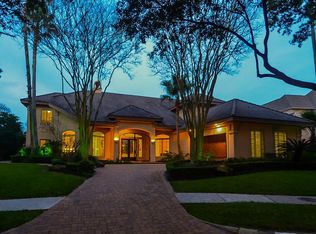 3203 Riviera Dr, Sugar Land, TX 77479