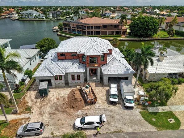 573 Goldcoast Ct, Marco Island, FL 34145