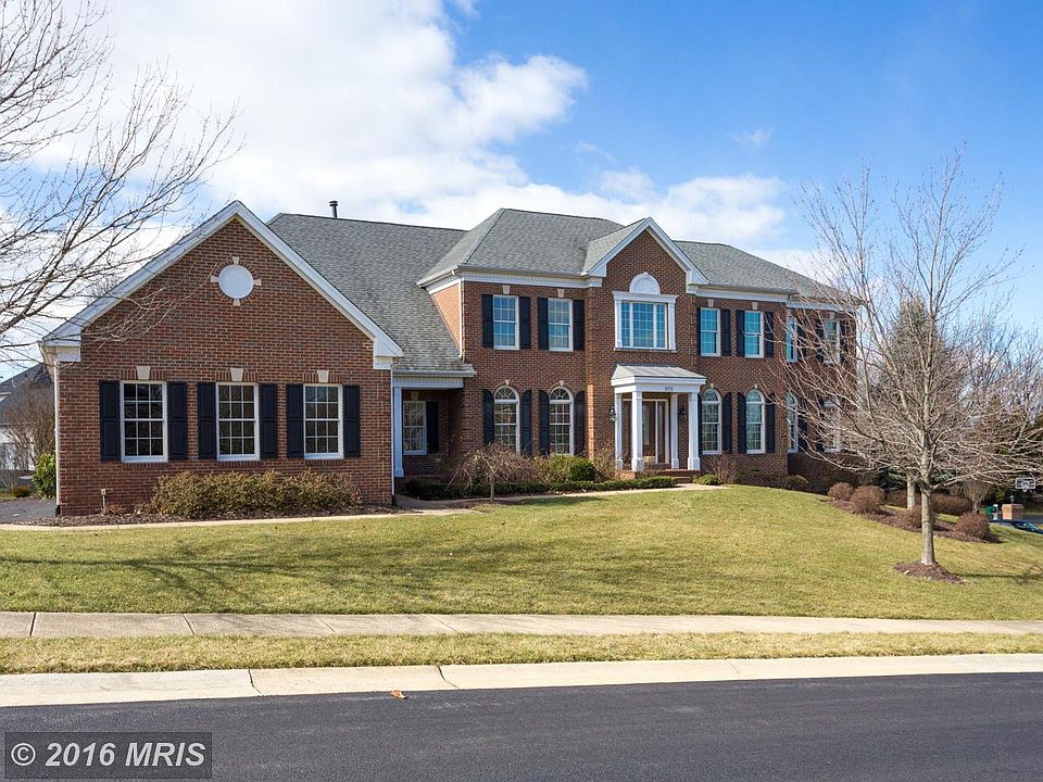 1st image of 19731 Willowdale Pl