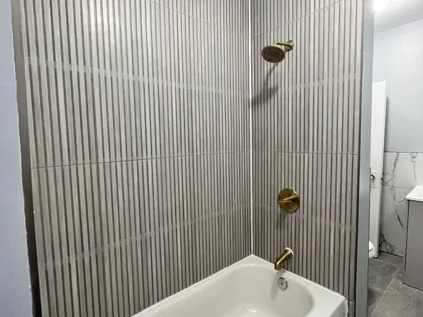 37 Sherman Avenue image 4 of 5