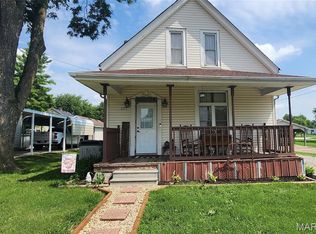 207 Cherry Ave, Ellis Grove, IL 62241