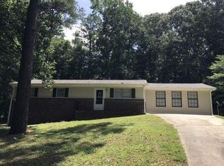 8966 Clover Ln, Lithia Springs, GA 30122