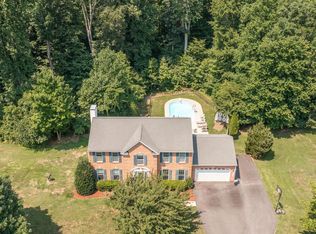 6070 Trotters Glen Dr, Hughesville, MD