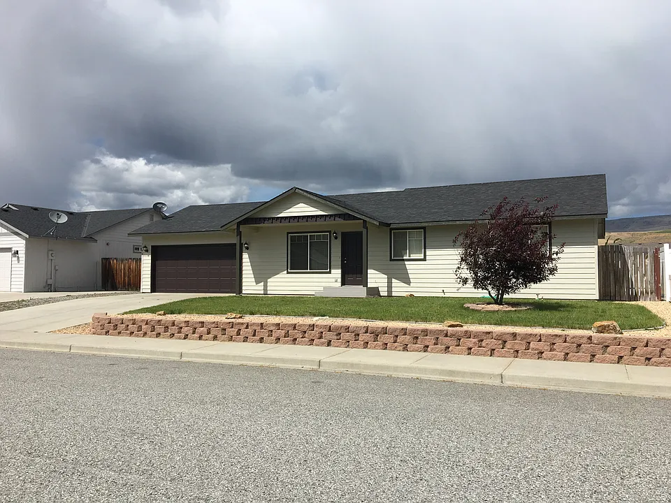2306 Herndon Dr