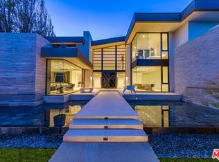 12719 San Vicente Blvd, Los Angeles, CA 90049