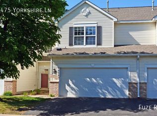 1475 Yorkshire Ln, Shakopee, MN 55379