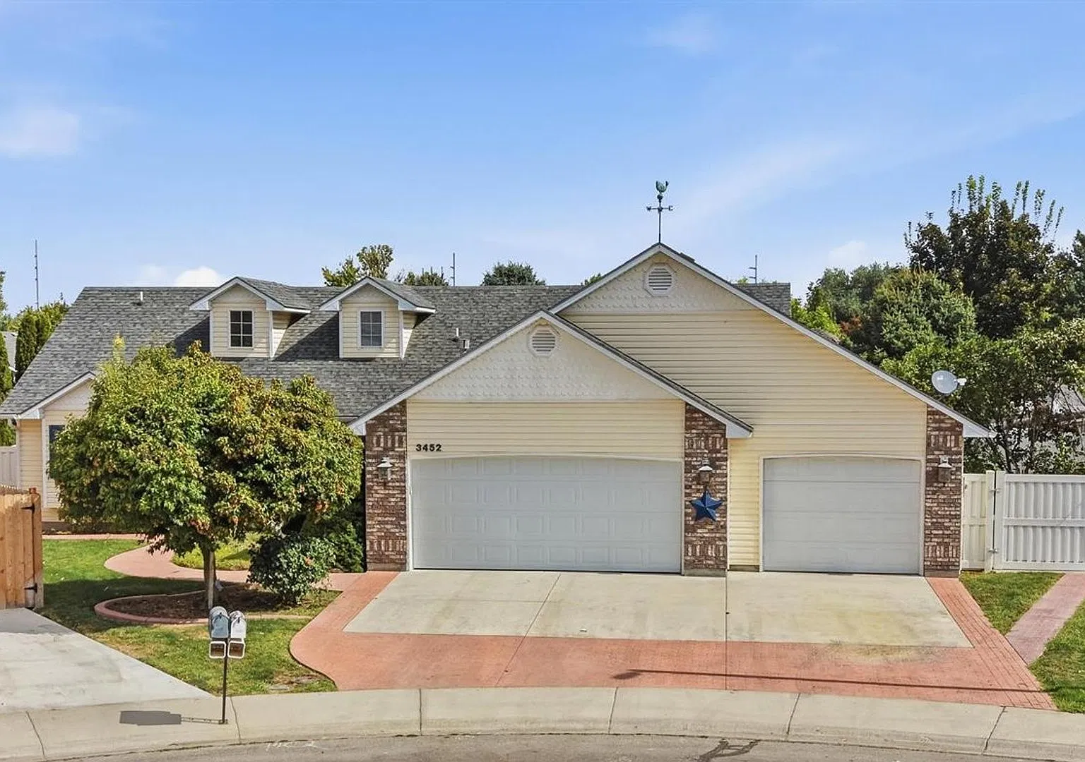 3 bedroom in Meridian — Photo 1