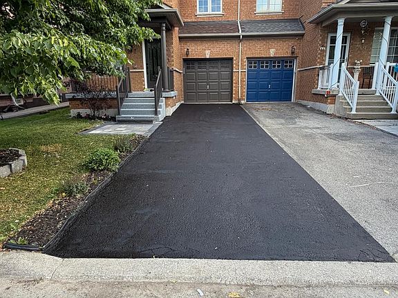 2nd image of 267 Fitzgerald Cres
