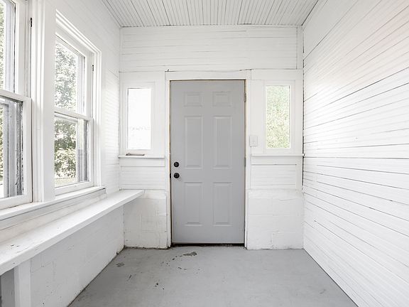 5th image of 207 N Hamilton Ave