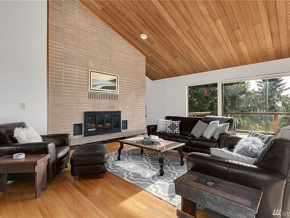 4th image of 4414 NE 195th Pl