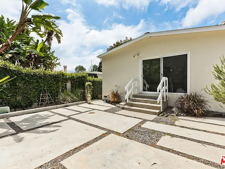 8531 Walnut Dr — Photo 26