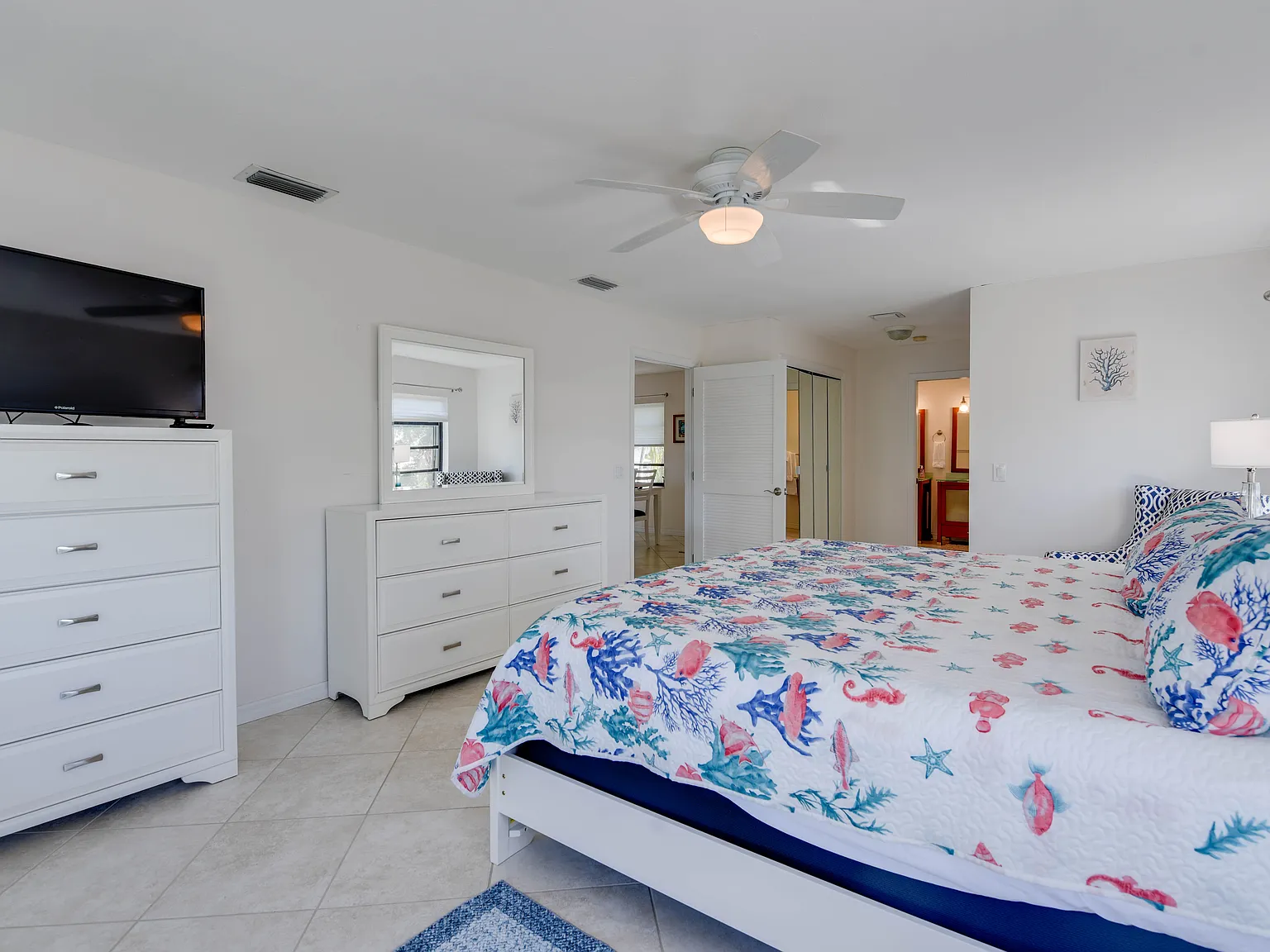 2 bed, 1450 sqft, $5,500 — Photo 3