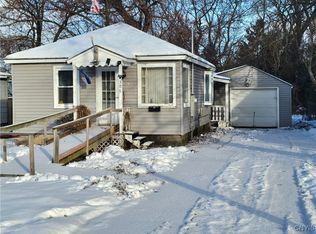 306 Brookfield Rd, Syracuse, NY 13211