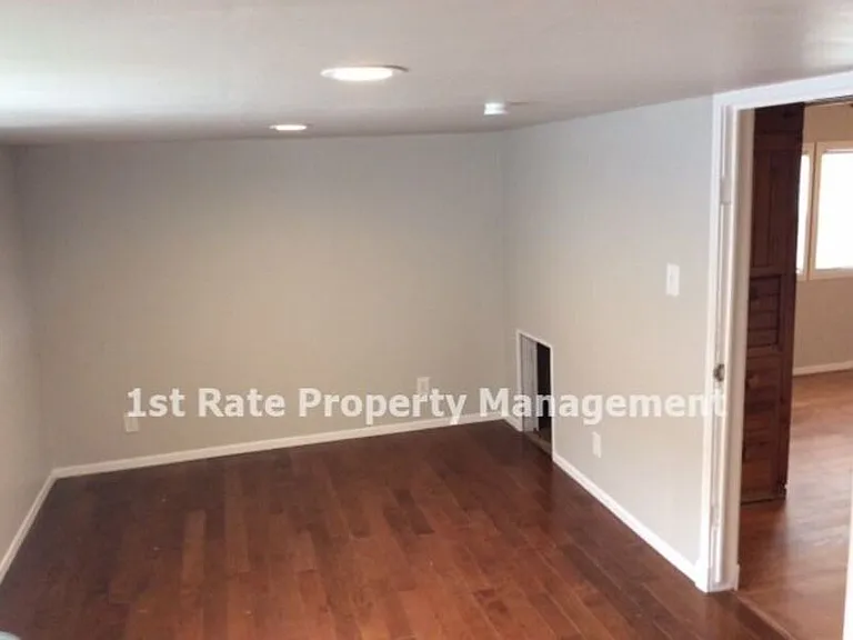 7145 W Petrie St — Photo 3
