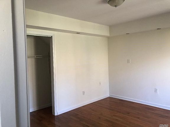 4th image of 420 N Corona Ave Unit 10