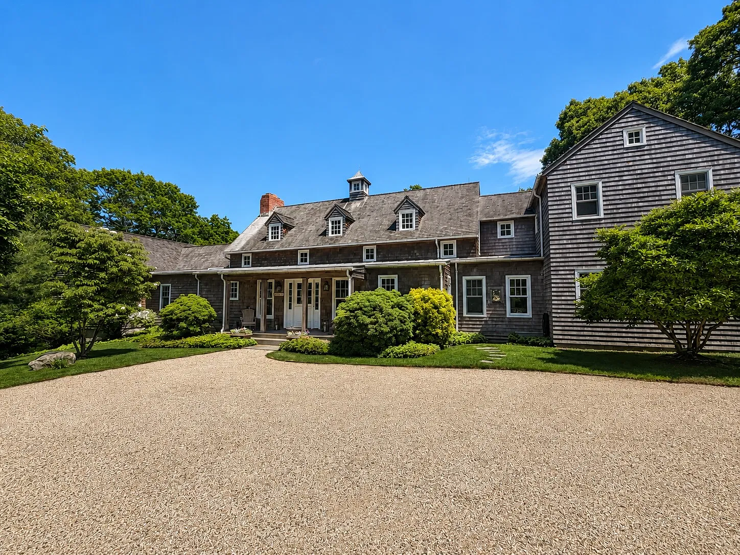 A Secluded Seven-Acre Retreat, Minutes from East Hampton Village — Photo 3