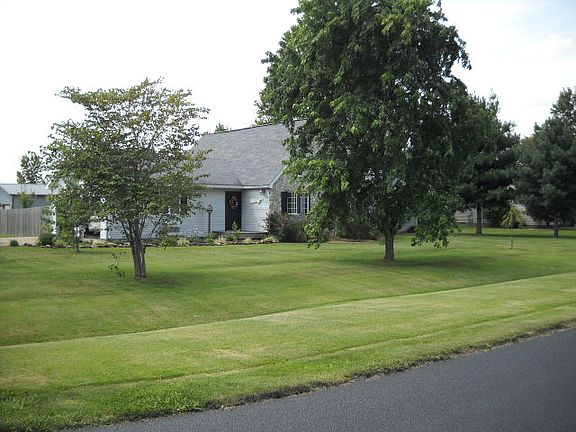 3rd image of 6098 W Ferguson Cir