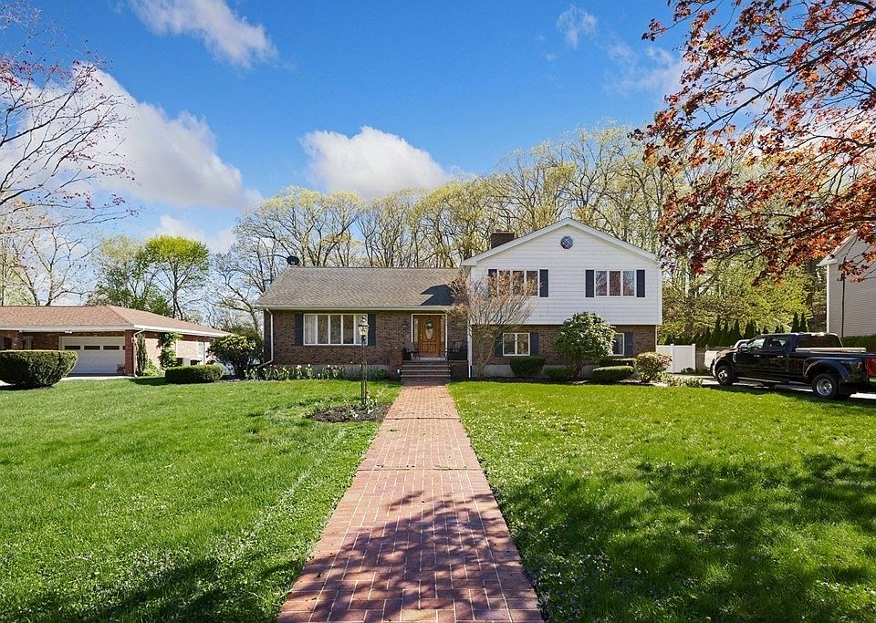 22 Indian Rock Dr, Saugus, MA 01906 Zillow