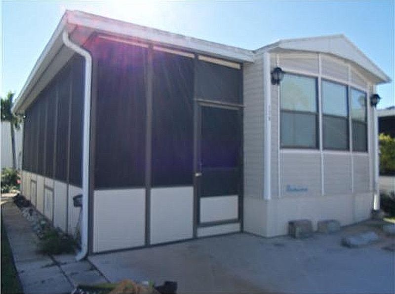 1st image of 178 Nettles Blvd