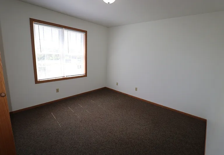 2318 Valley Rd — Photo 4