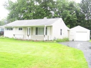 12 Lower Idlewild Dr, New Castle, PA 16101