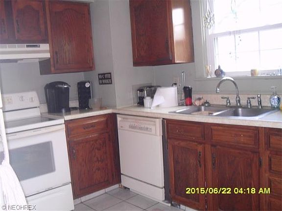 3rd image of 627 Perkinswood Blvd SE