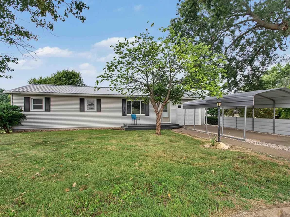 2235 Verona Ct, Quincy, IL 62305