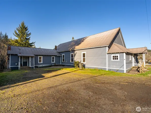 327 Elochoman Valley Road, Cathlamet, WA 98612
