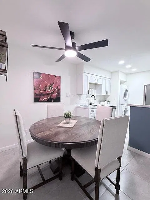 2 bed, 2.0 bath, 962 sqft, $2,000 — Photo 1