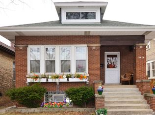 5810 N Fairfield Ave, Chicago, IL 60659
