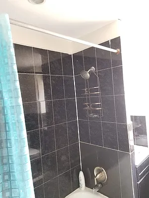 Rented by Confidential Realty | media 10