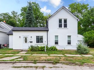 172 Higgins St, Lapeer, MI 48446