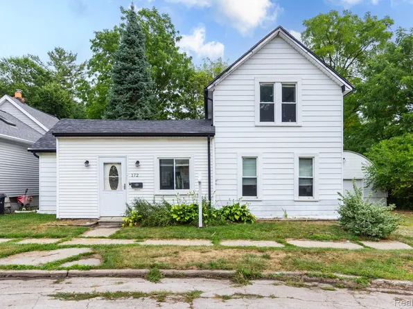 172 Higgins St, Lapeer, MI 48446