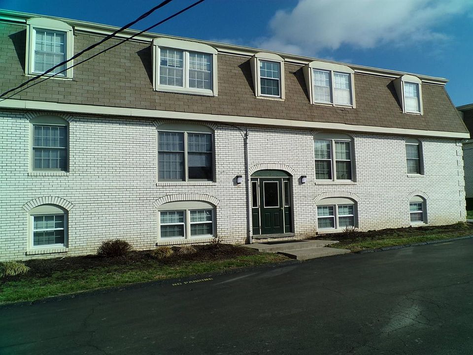 1st image of 104 Hanly Ln APT 12