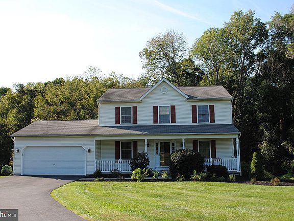 2nd image of 104 S Wertz Ln