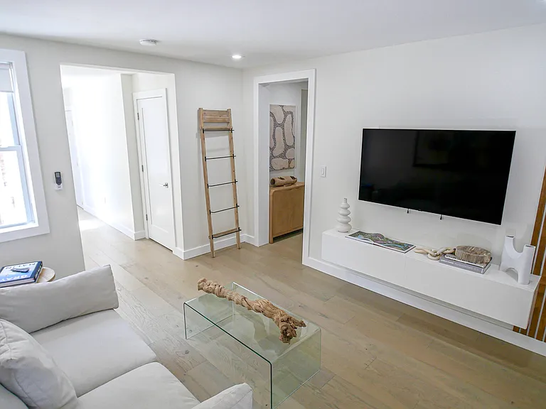 268 Old River Rd #2 — Photo 12