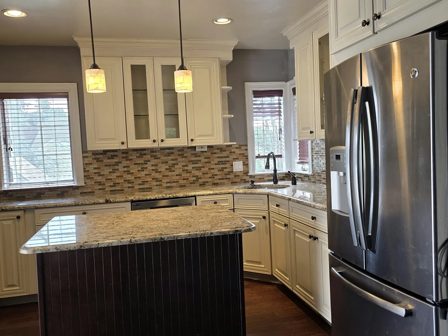 2 bed, $2,150 — Photo 3
